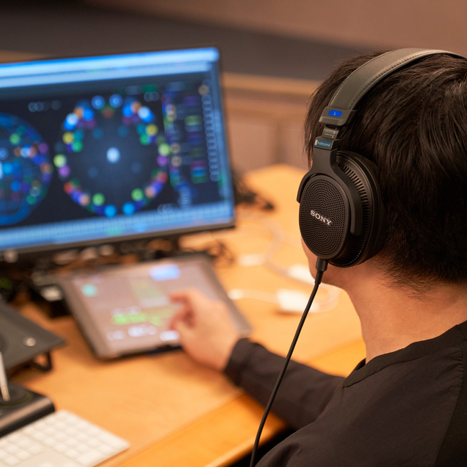 feature-thumbnailimg